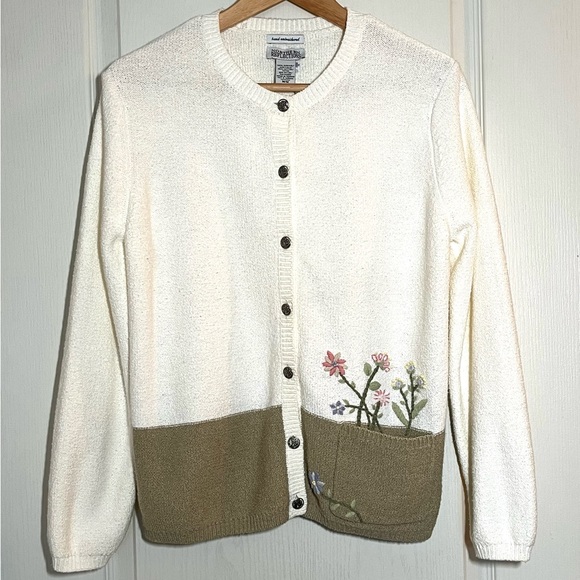 Northern Reflections Sweaters - VTG Northern Reflections Hand Embroidered Cardigan Grannycore Cottagecore 90’s